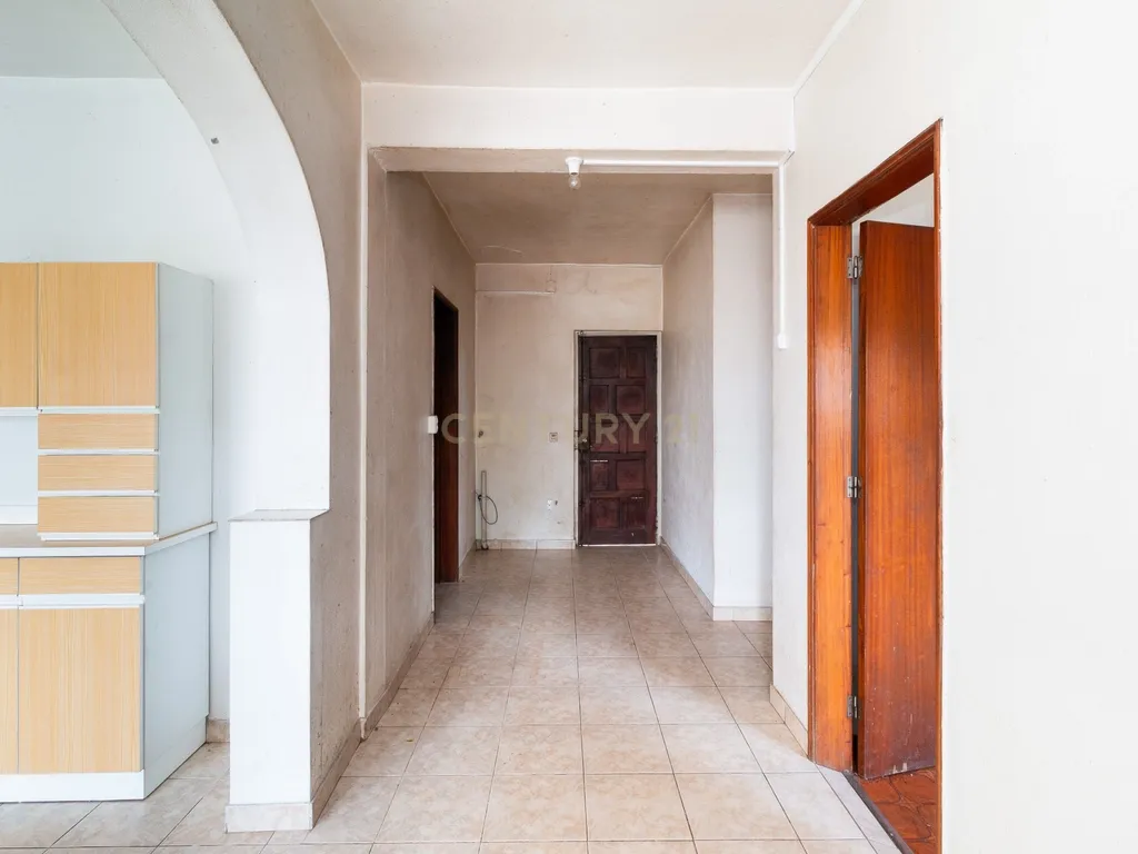 Excelente Moradia T4 - Image 3