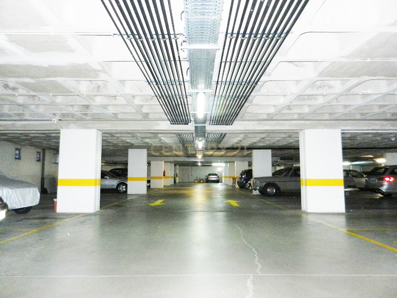 Escritório no Restelo/Espaço Comercial no Restelo - Image 19