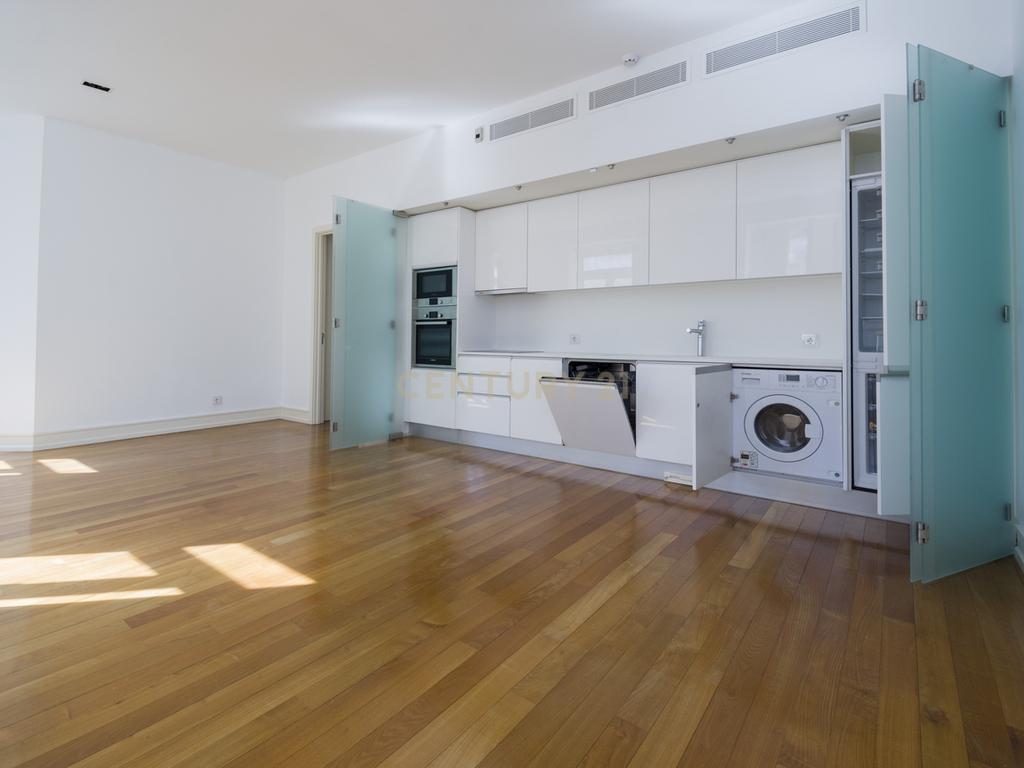 Apartamento T2 de Charme para Arrendamento na Avenida da Liberdade - Image 27