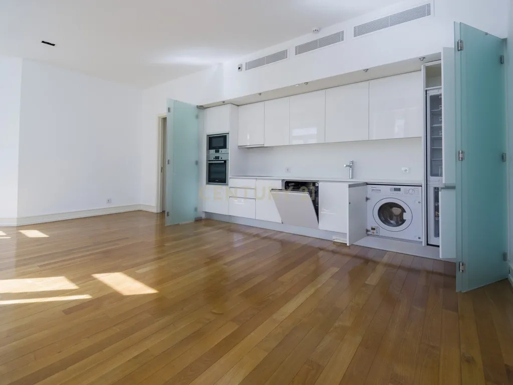 Apartamento T2 de Charme para Arrendamento na Avenida da Liberdade - Image 27