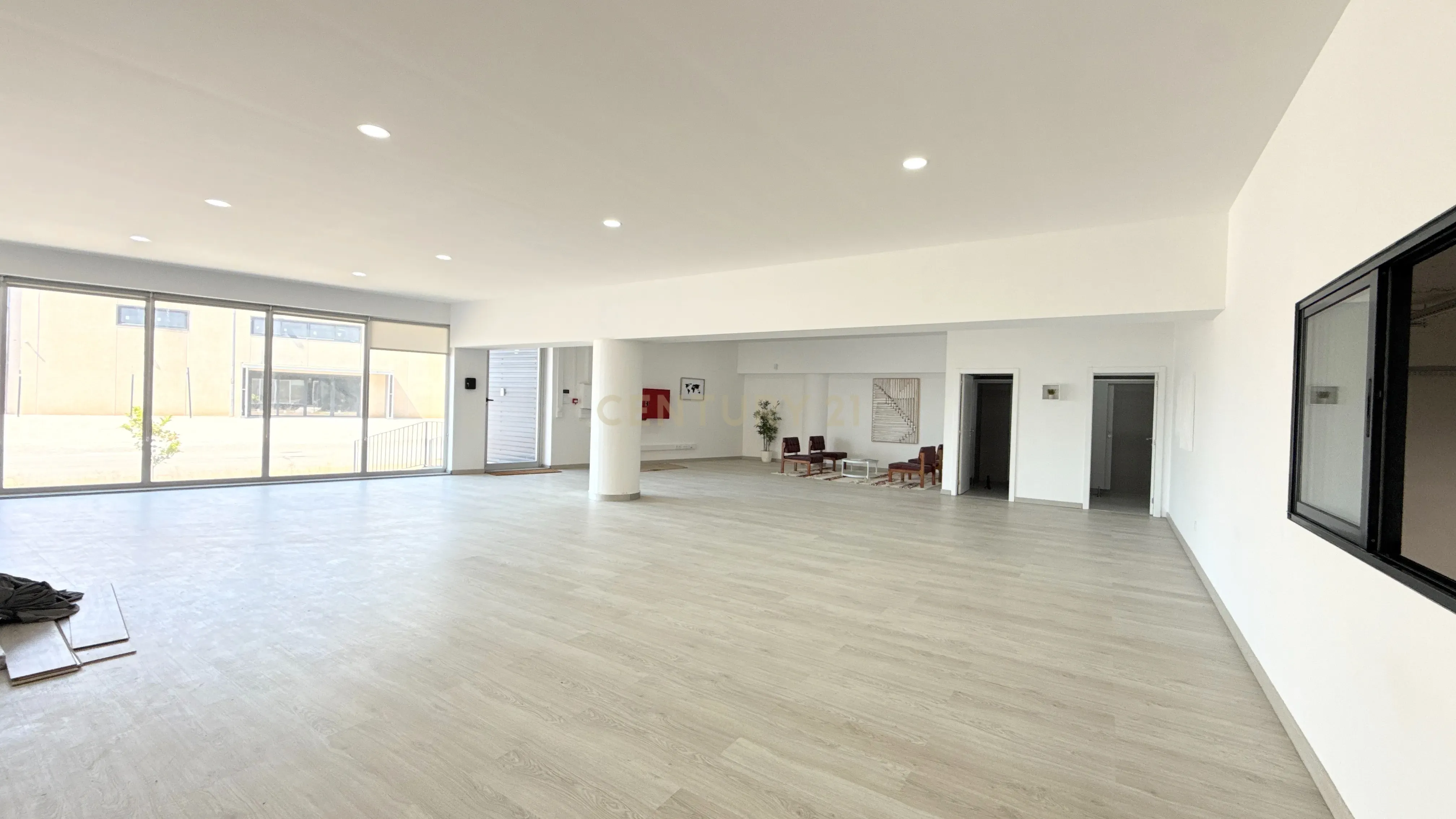 Fotografia 3 de COMPLEXO INDUSTRIAL | SANTO TIRSO | INVESTIMENTO / LOGÍSTICA / INDÚSTRIA