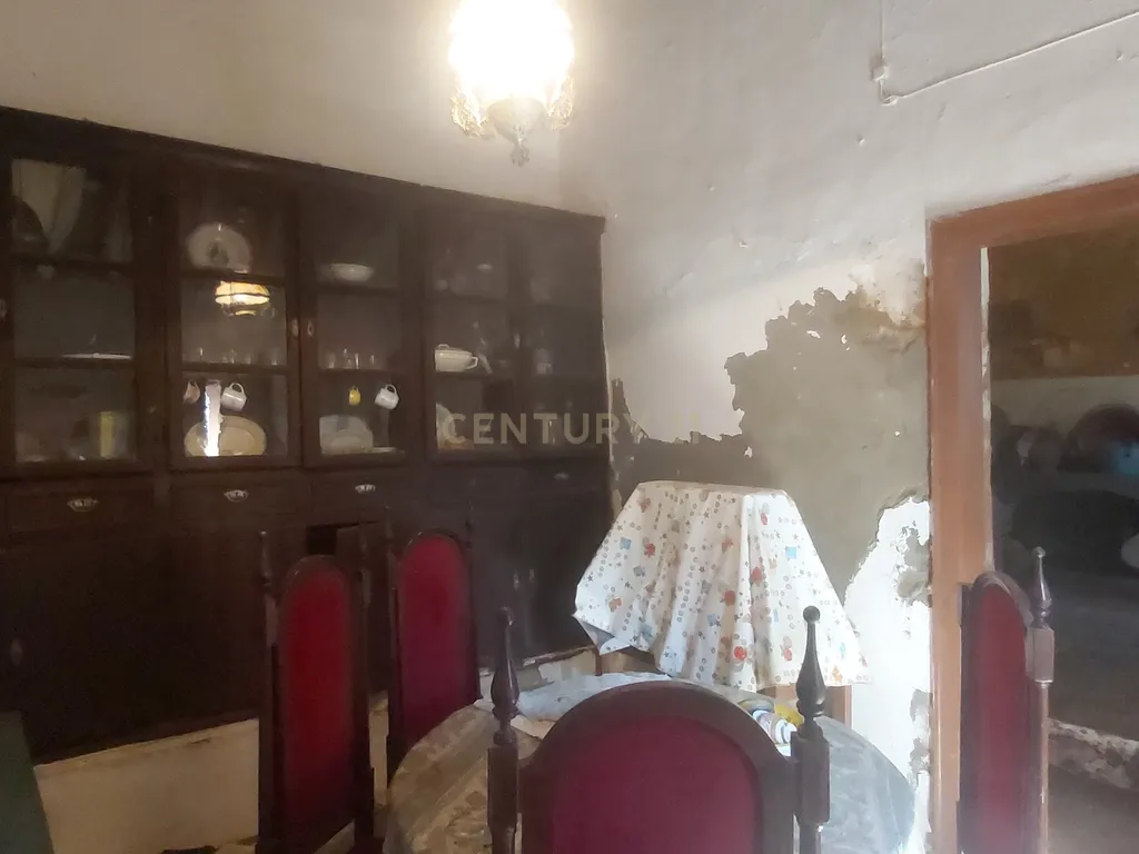 🏡 Moradia T5 para Recuperar – Baleizão (16 km de Beja) - Image 20