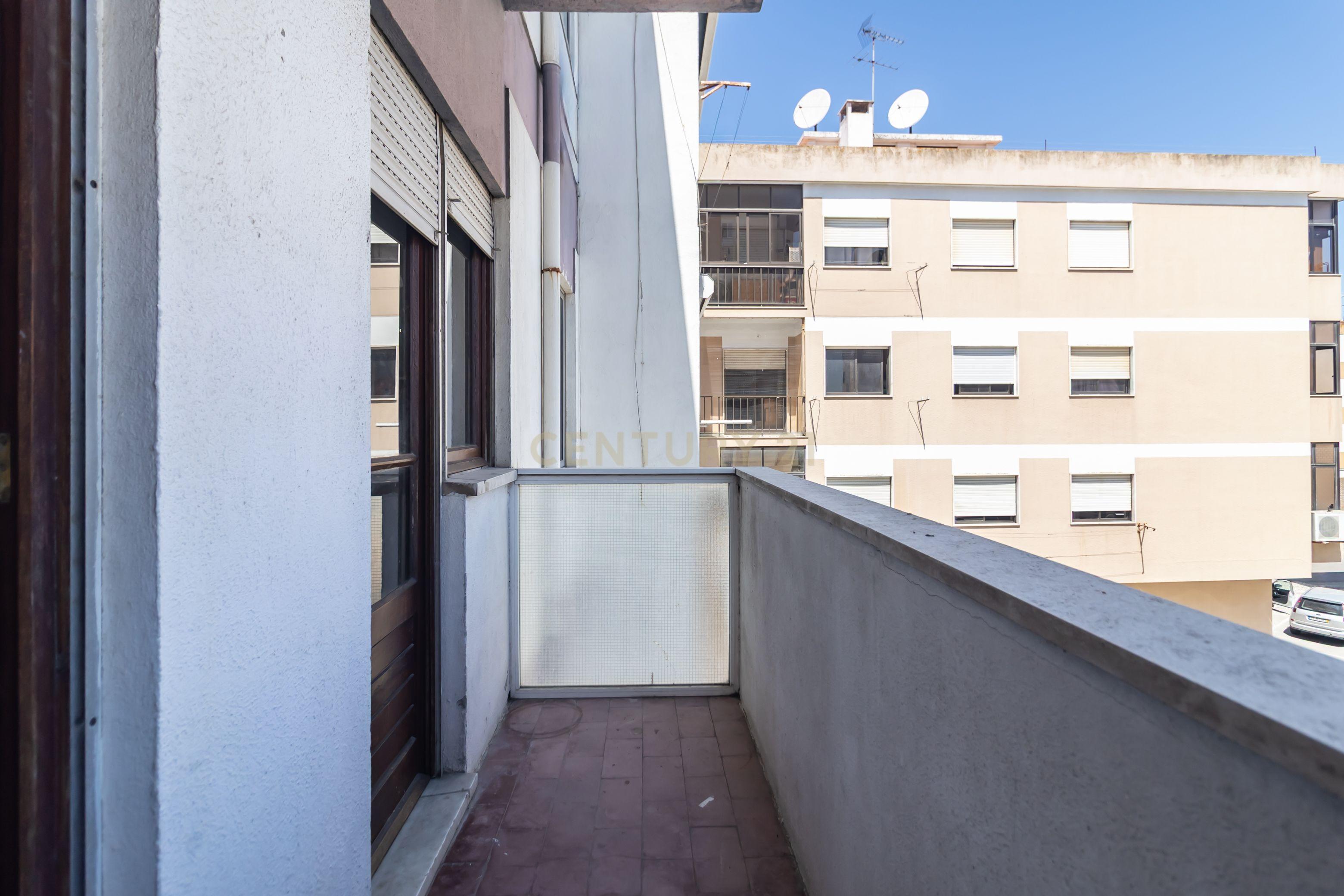 Fotografia 11 de Apartamento de 4 assoalhadas na Amora
