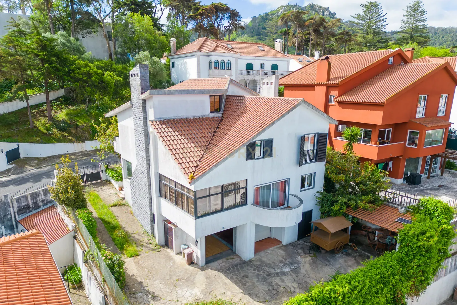 Fotografia 4 de Sintra moradia isolada T5,  lote com 360m2, garagem 65m2