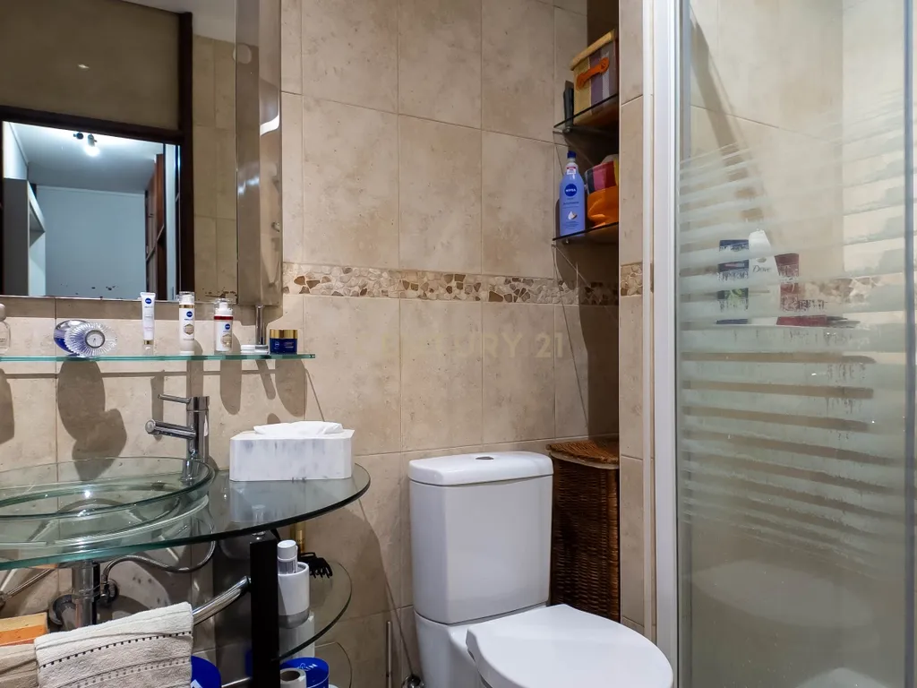 Apartamento T3 renovado - Av. Fernão Magalhães - 400m metro Campo 24 de Agosto - Image 28
