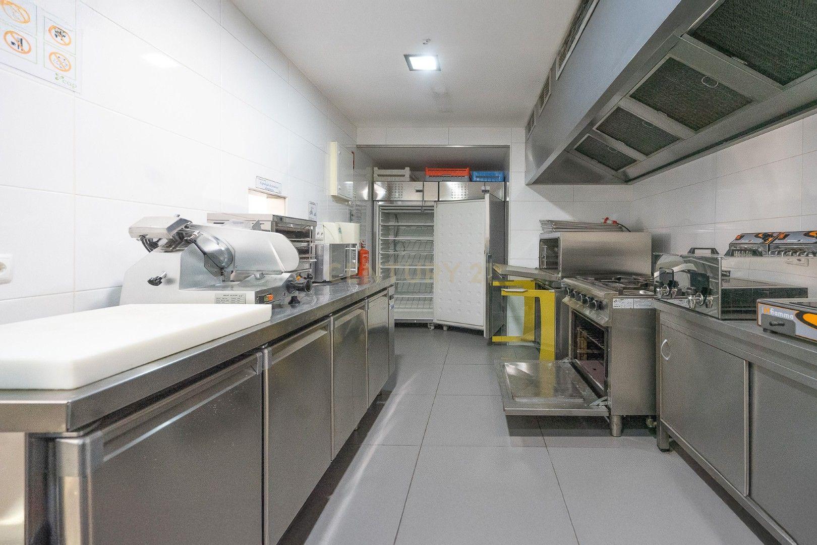 Fotografia 12 de Espaço Comercial no Centro da Lousã — Excelente Oportunidade de Investimento