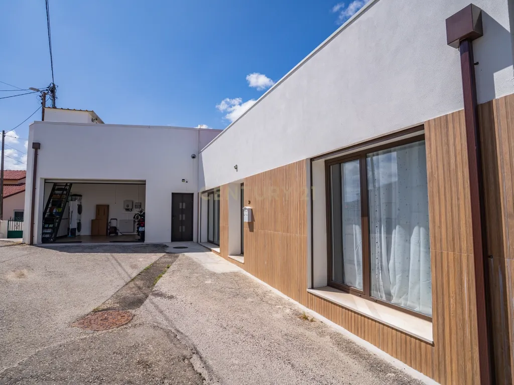 Moradia T3 em Leiria com terraço e churrasqueira - Image 27