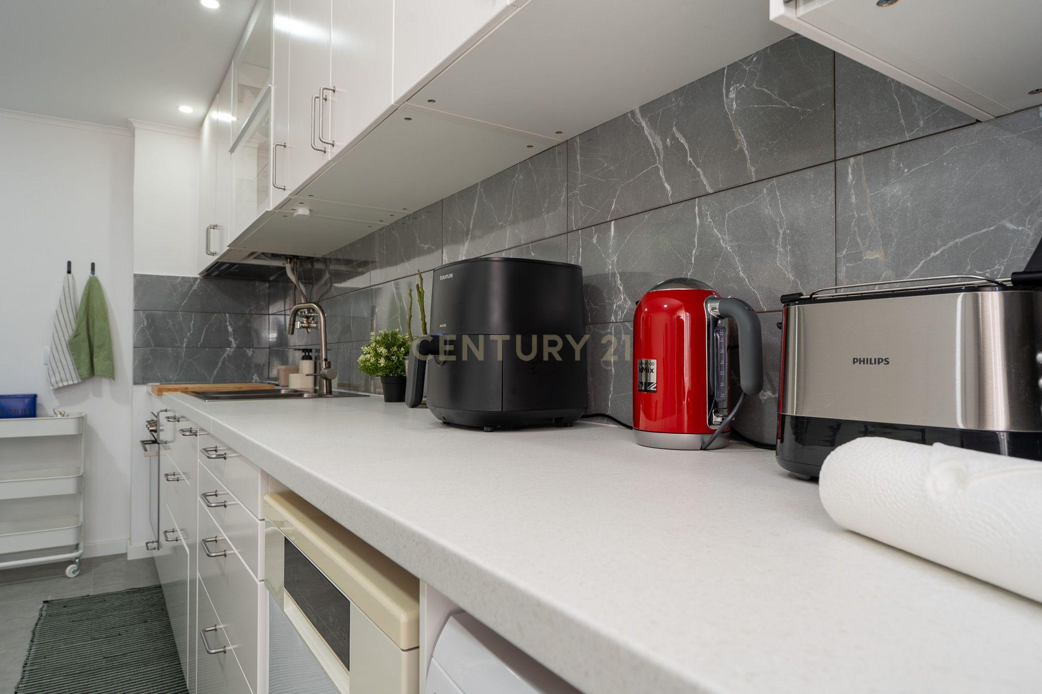 Fotografia 9 de ** ESPECTACULAR APARTAMENTO T2 REMODELADO EM ALHOS VEDROS **