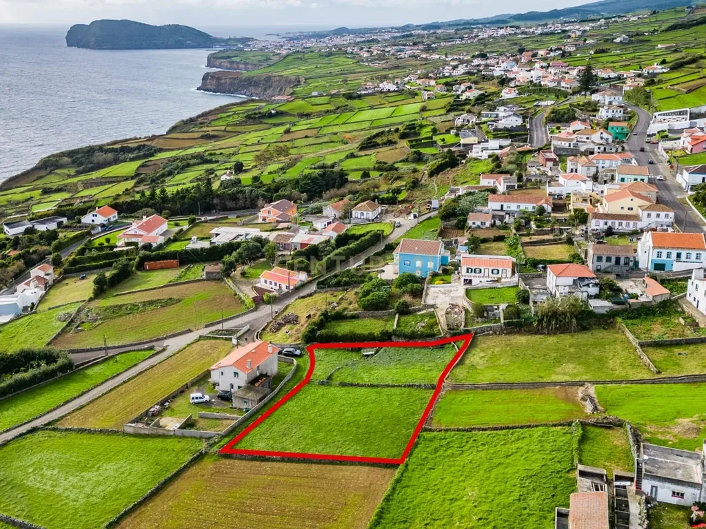 Exelente Terreno com vista mar para construção, à venda em Feteira, Angra do Heroísmo - Image 2