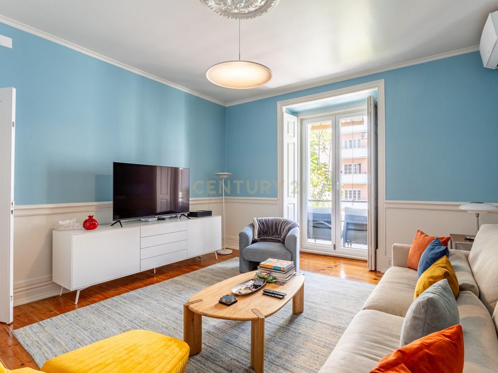 Apartamento T4 Renovado em Santo António, Lisboa — Onde a elegância se sente em cada detalhe - Image 26