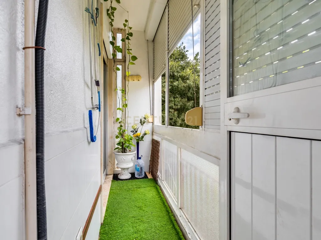 Apartamento T3 no Centro de Faro - Image 17