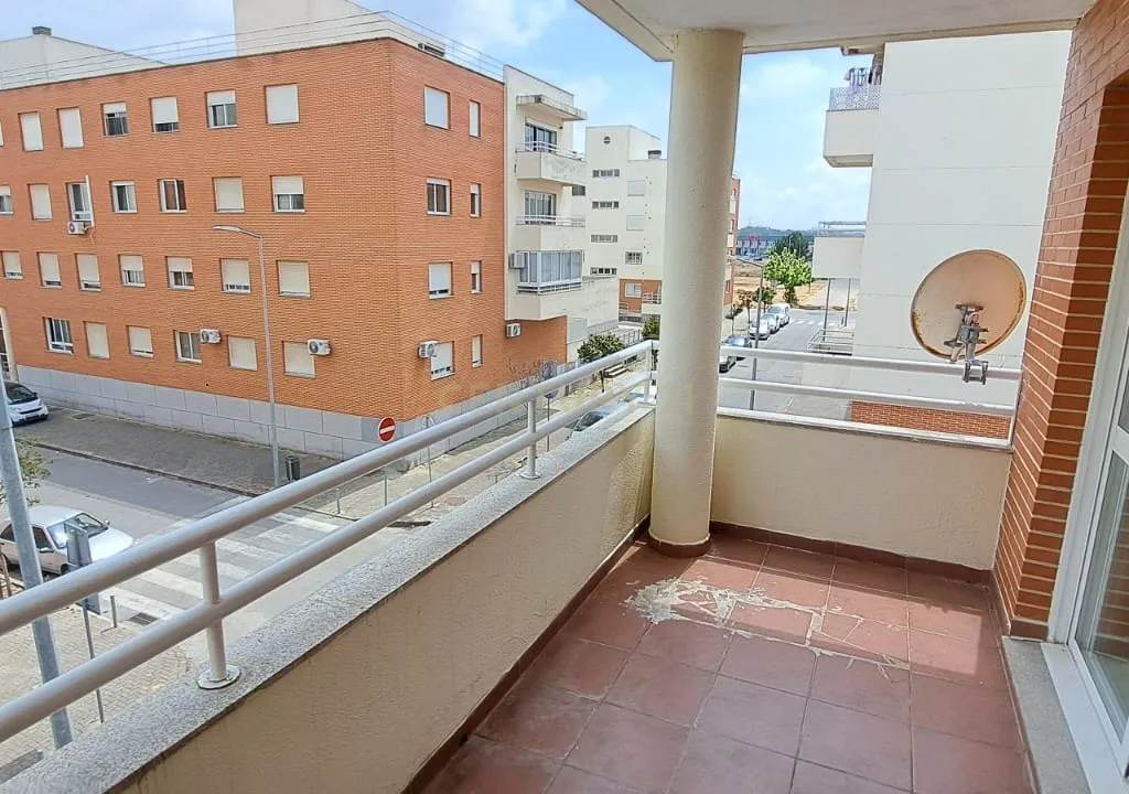 Apartamento T3 com 142m2 e lugar de garagem em Alhos Vedros - Image 5