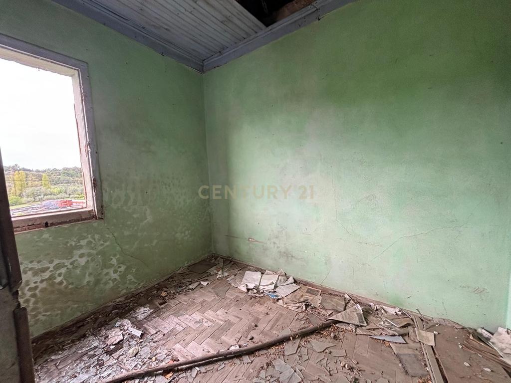 Moradia em ruína para recuperação em Pombal, Leiria - Image 10