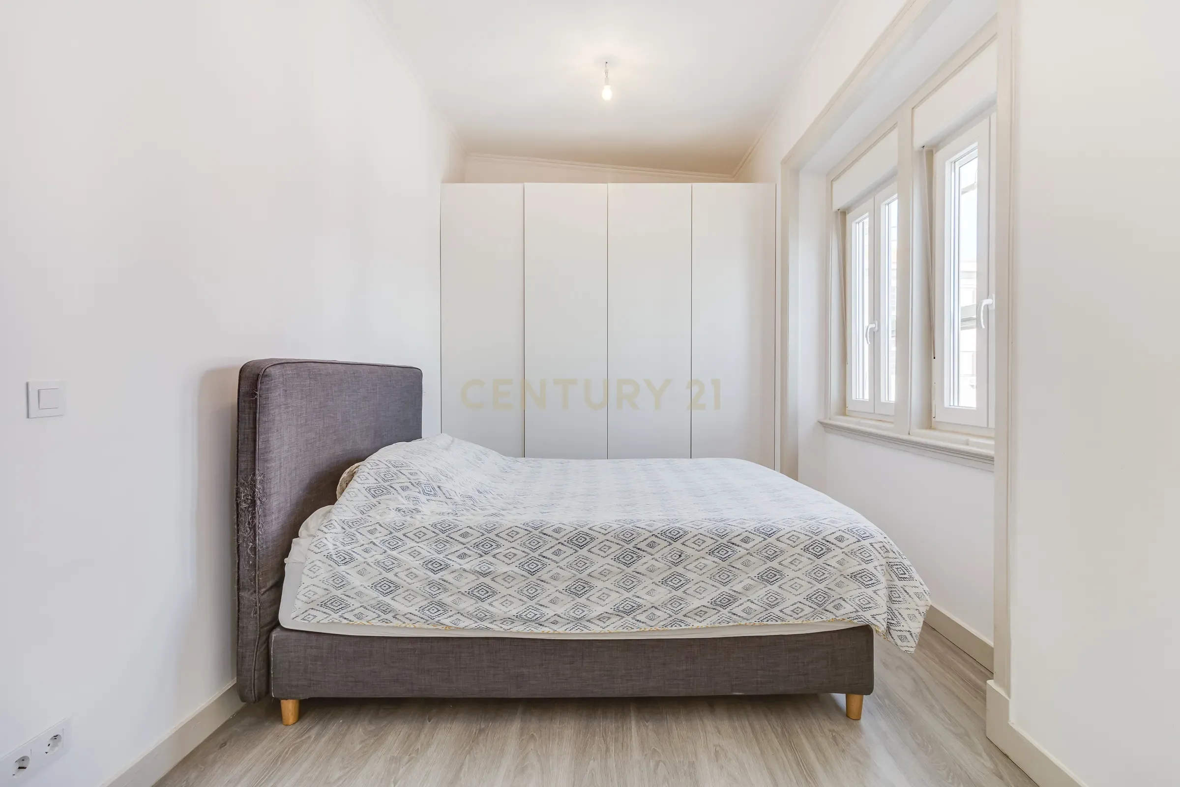 Apartamento T2 em São Vicente - Image 23