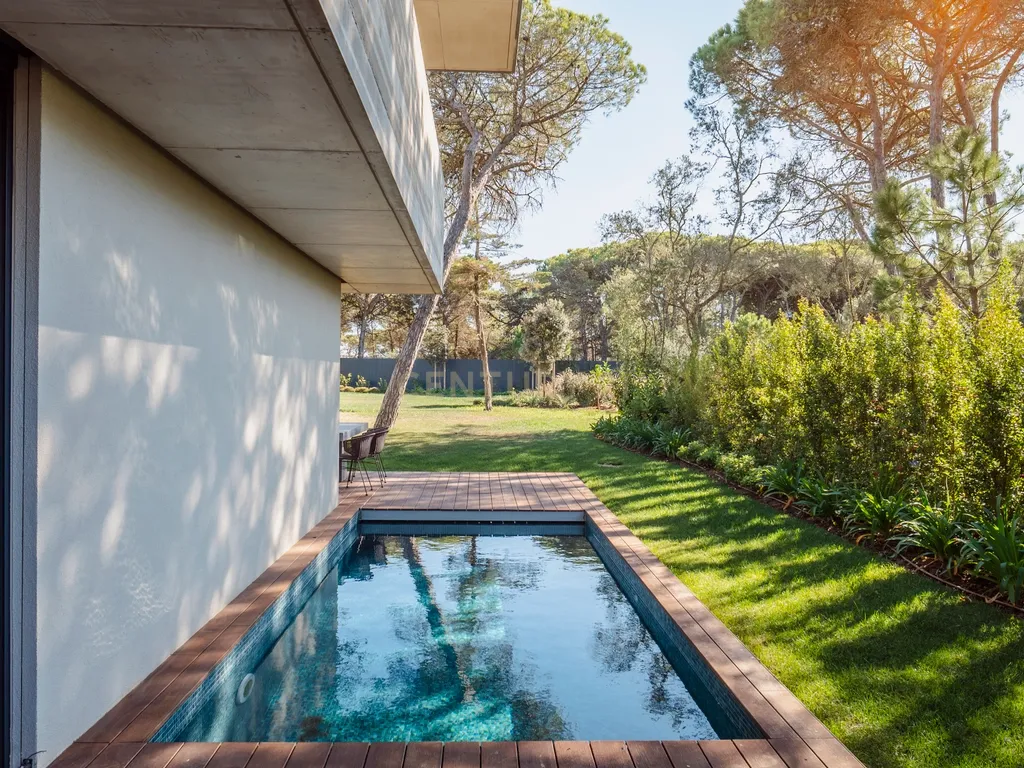 Moradia T3 com Piscina Privada no Condomínio Sandwoods - Birre - Image 2