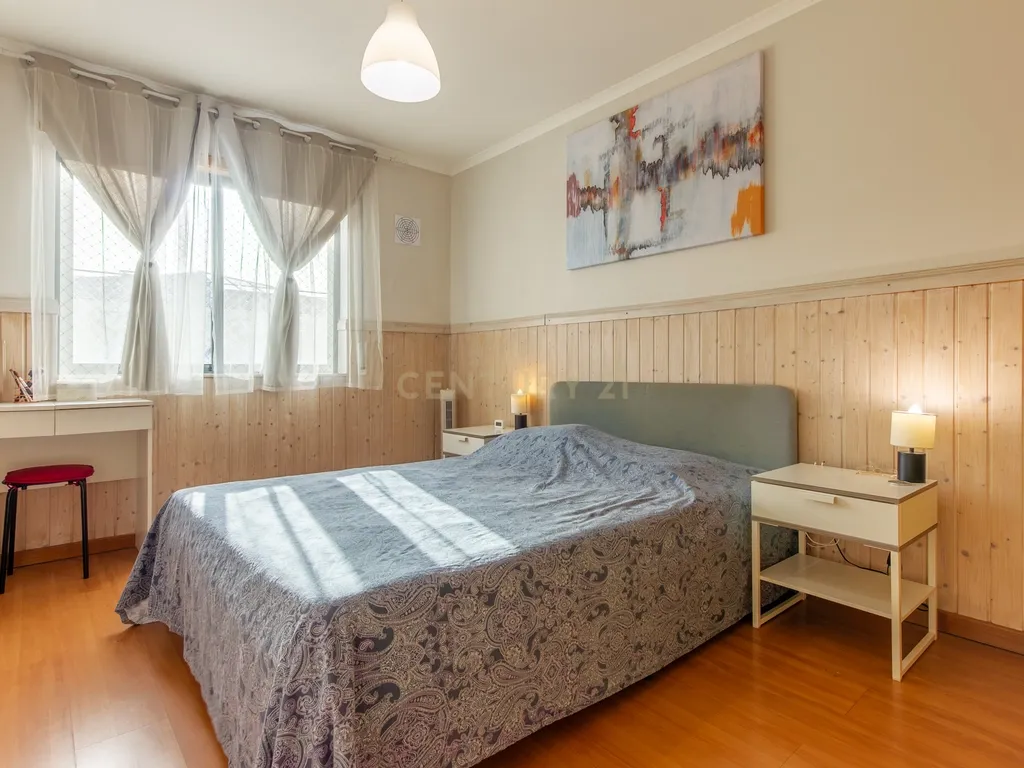 Apartamento Quatro Assoalhadas -Com Lugar de Parqueamento - Quinta do Anjo, Palmela - Image 15