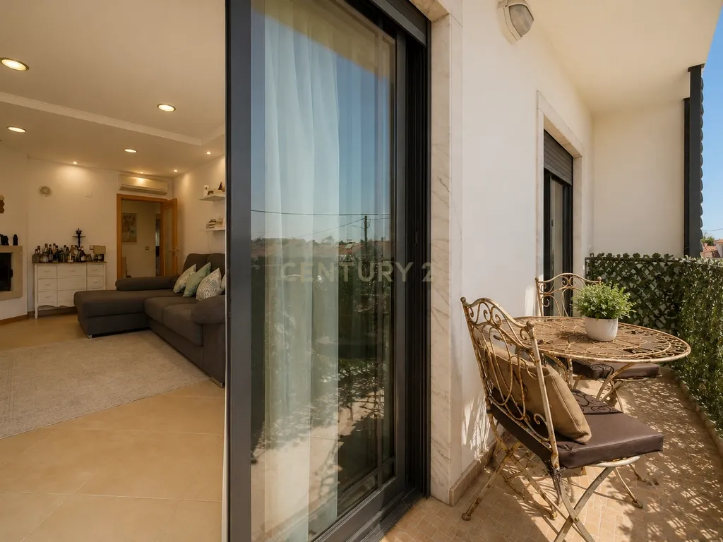 Moderno Apartamento T2 em Amora, Seixal - Image 7