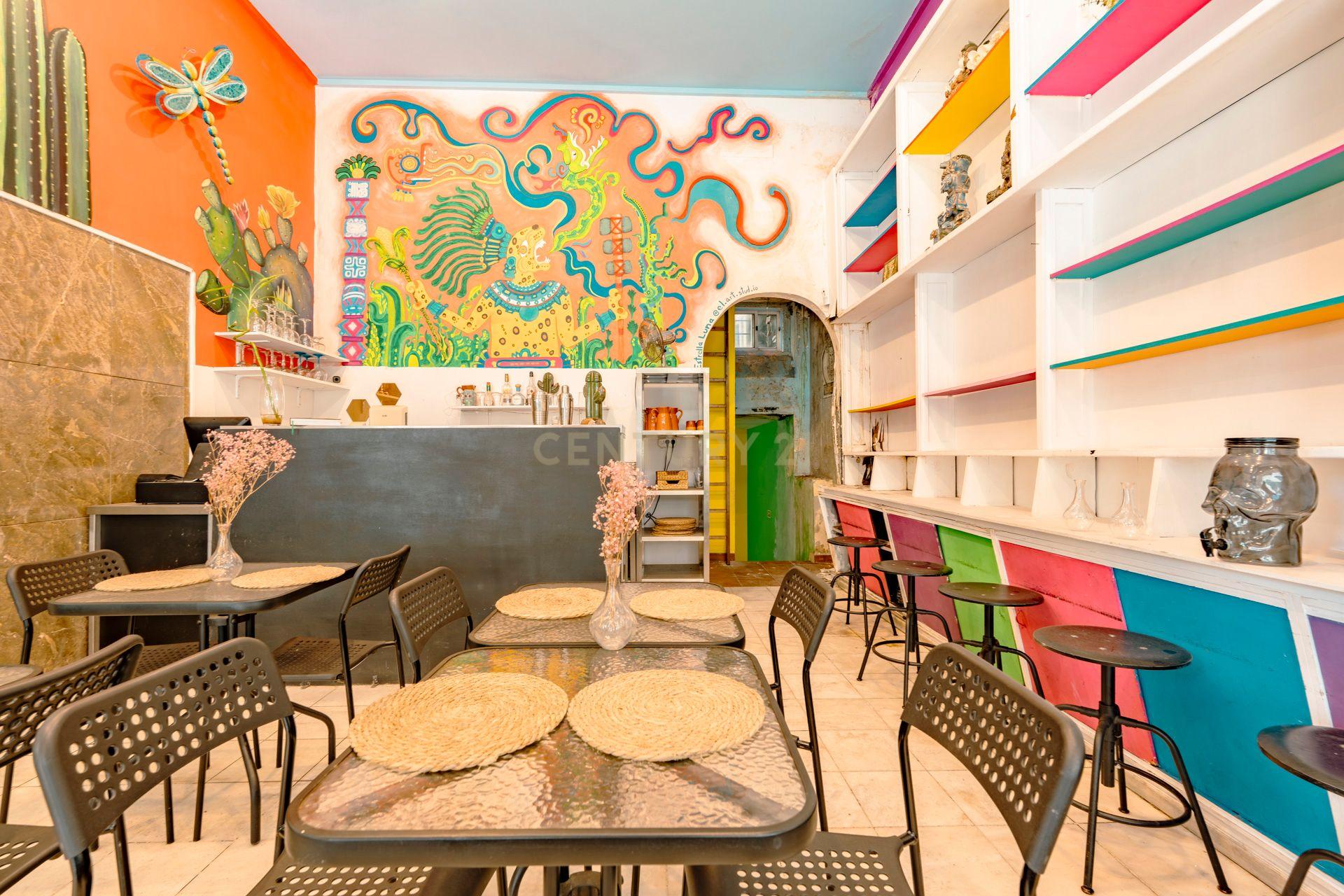 Fotografia 4 de OPORTUNIDADE! ESPAÇO DE RESTAURAÇÃO MUITO BEM DECORADO E TOTALMENTE EQUIPADO EM LOCALIZAÇÃO CENTRAL DE LISBOA, GRANDE POTENCIAL PARA O SEU NEGÓCIO!