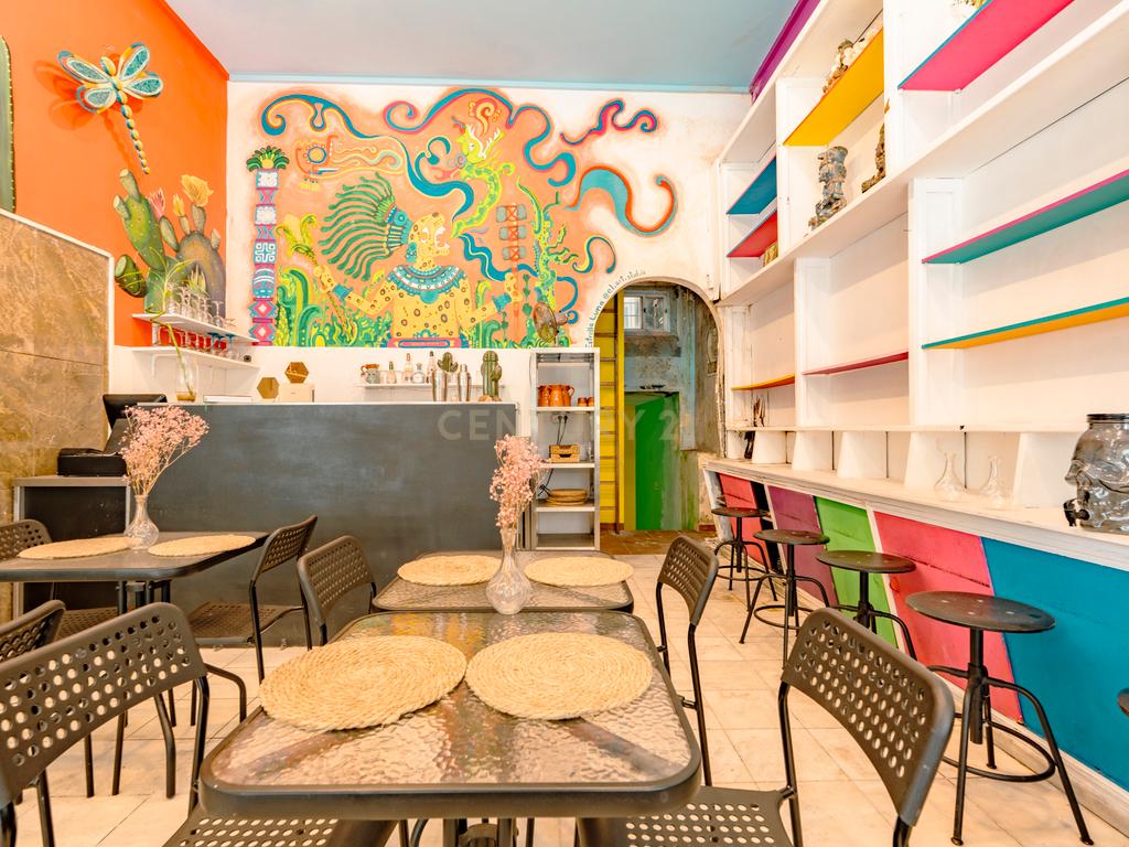 OPORTUNIDADE! ESPAÇO DE RESTAURAÇÃO MUITO BEM DECORADO E TOTALMENTE EQUIPADO EM LOCALIZAÇÃO CENTRAL DE LISBOA, GRANDE POTENCIAL PARA O SEU NEGÓCIO! - Image 4