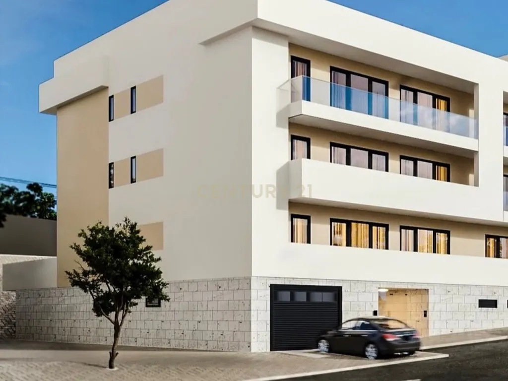 Apartamento T3 Novo com Terraço de 85 m² | Junto ao Palácio Nacional de Mafra - Image 2