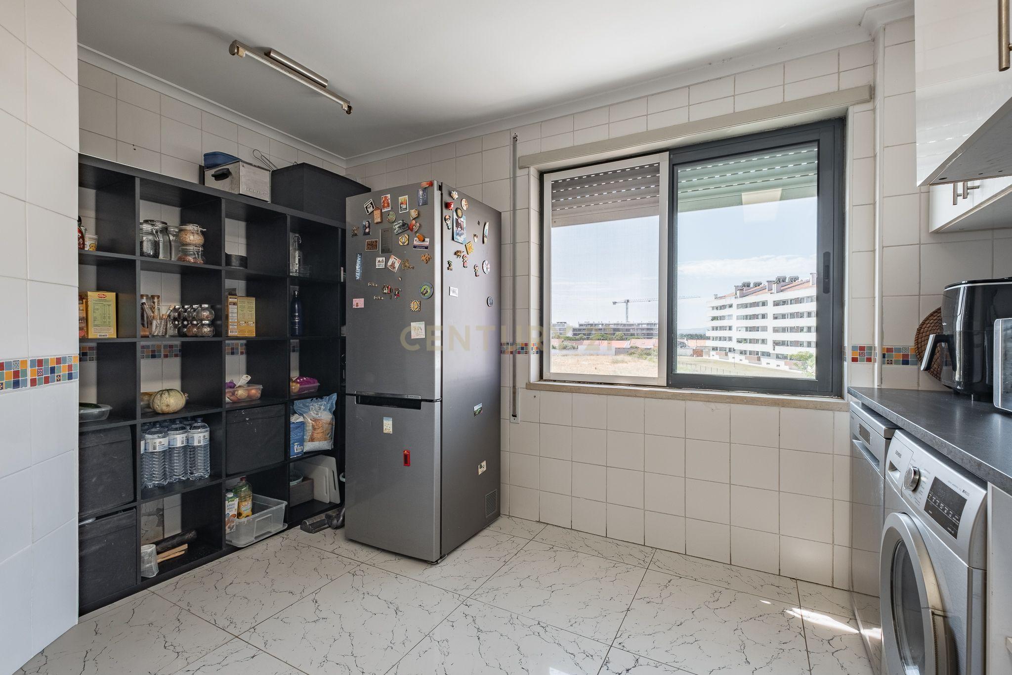 Fotografia 8 de T2 Mobilado no Montijo | Suite e Lugar de Garagem