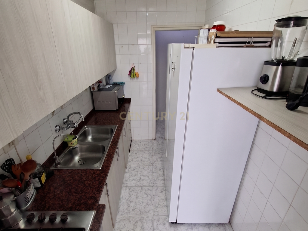 LUZ, LOCALIZAÇÃO E CONFORTO NO CORAÇÃO DE CERDANYOLA - Image 12