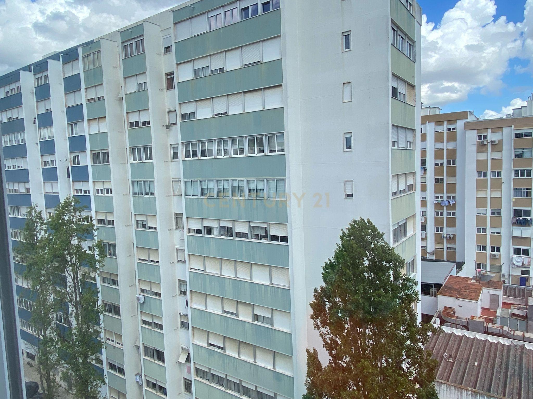 Apartamento T2 em Lisboa - Image 29