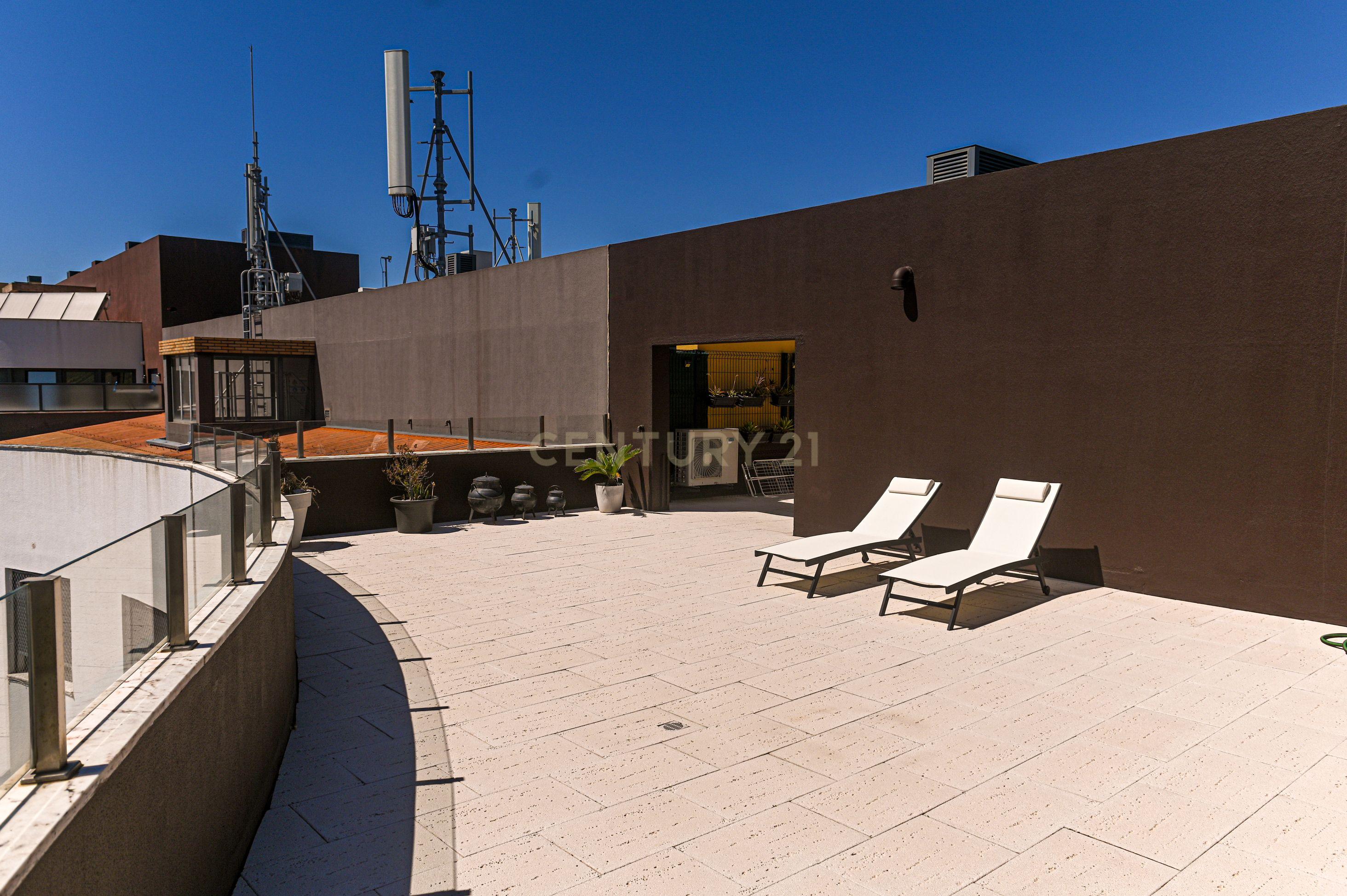 Penthouse | T4+1 | Terraço com Churrasco | Box | Infantado - Image 32