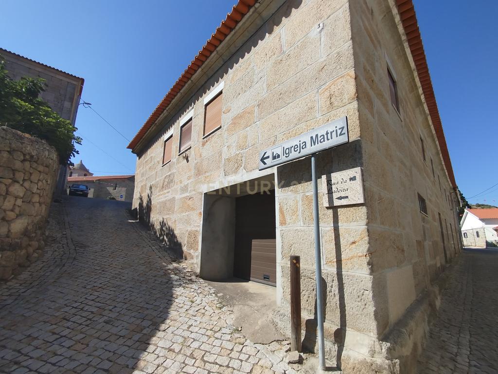 Moradia T5 em  Numão - Vila Nova de Foz Côa - Image 26