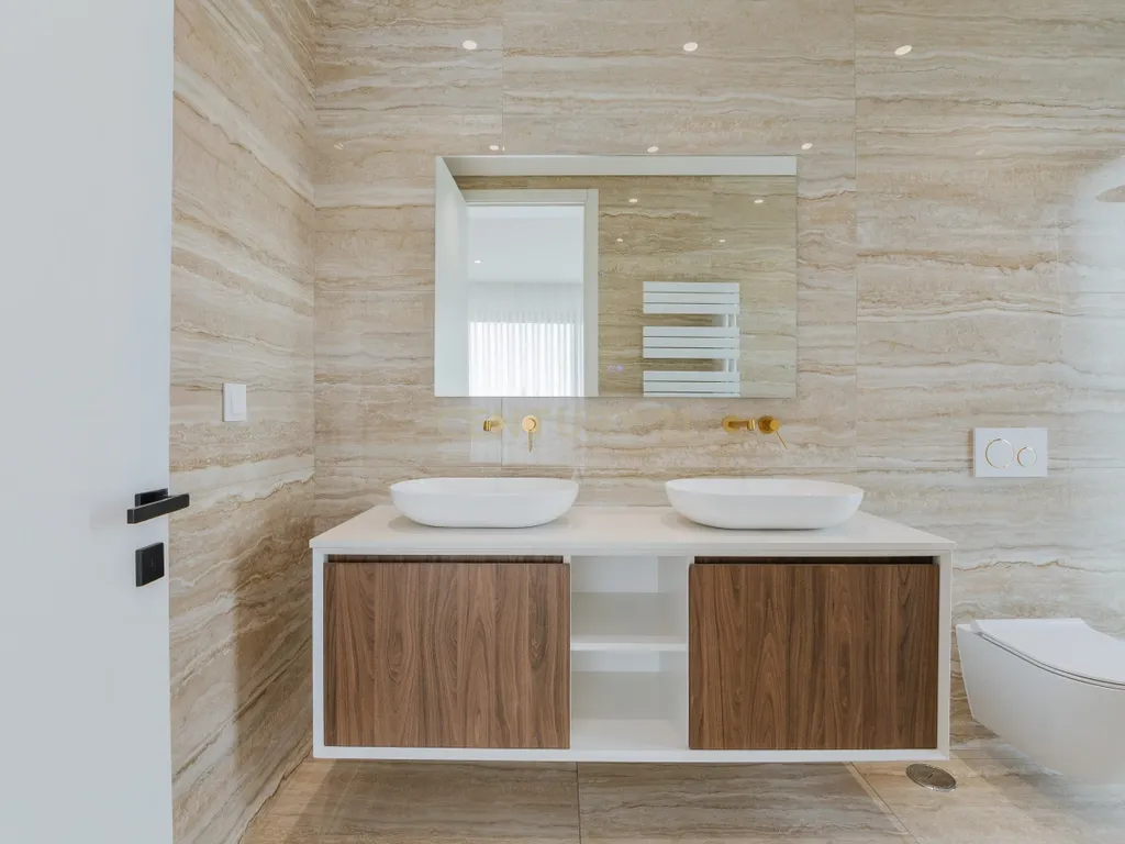 Moradia T4 com piscina e 3 suites | A escolha inteligente para viver com mais espaço a minutos de Lisboa - Image 20