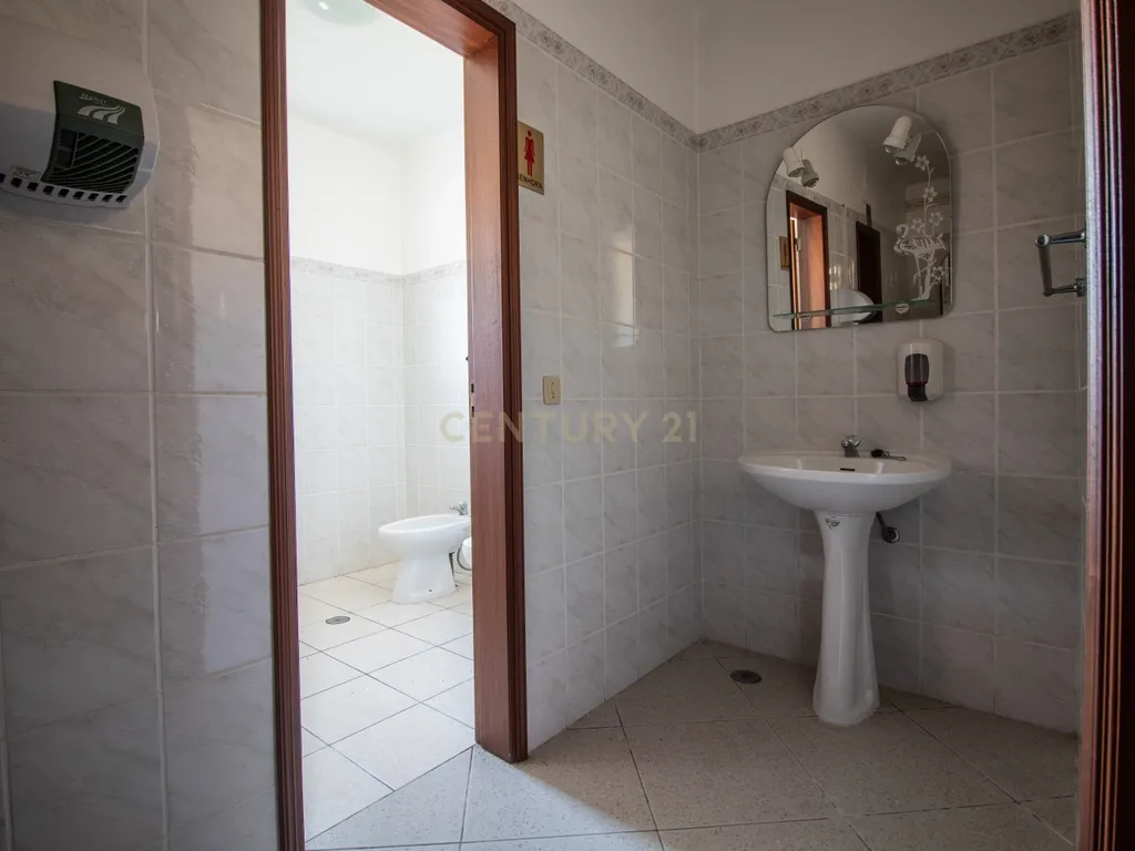 Estabelecimento Comercial - Antigo Restaurante - Lavos, Figueira da Foz - Image 40