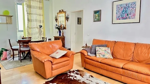 Venda de apartamento T1 no coração de Lisboa - Image 3