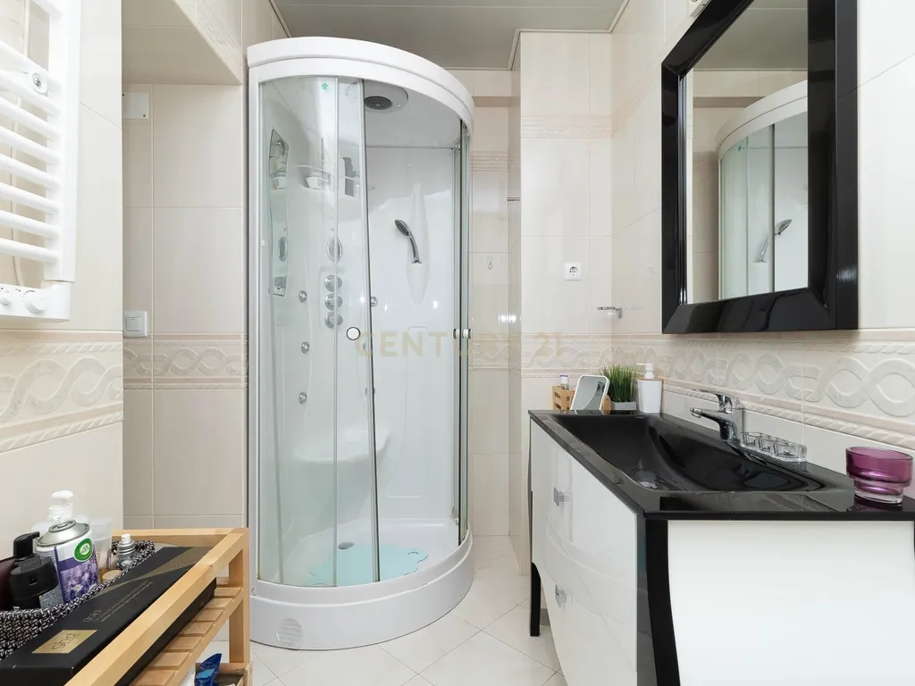 Apartamento Duplex T3 perto do mar na Caparica — Conforto, Elegância, Proximidade da Natureza e Estilo de Vida Descontraído - Image 61