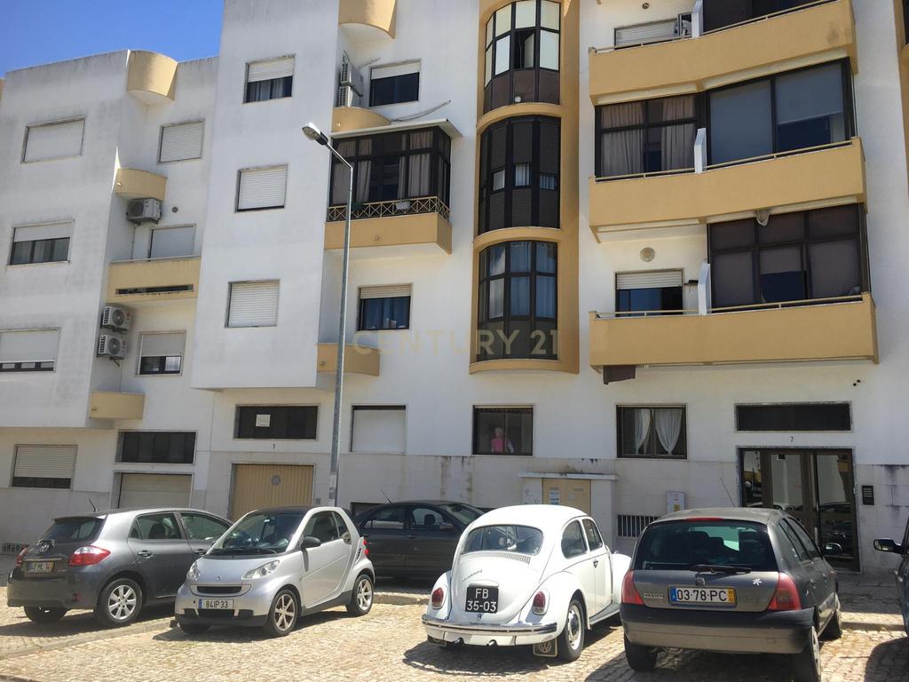Apartamento T2 renovado em Feijó, Almada - Image 7
