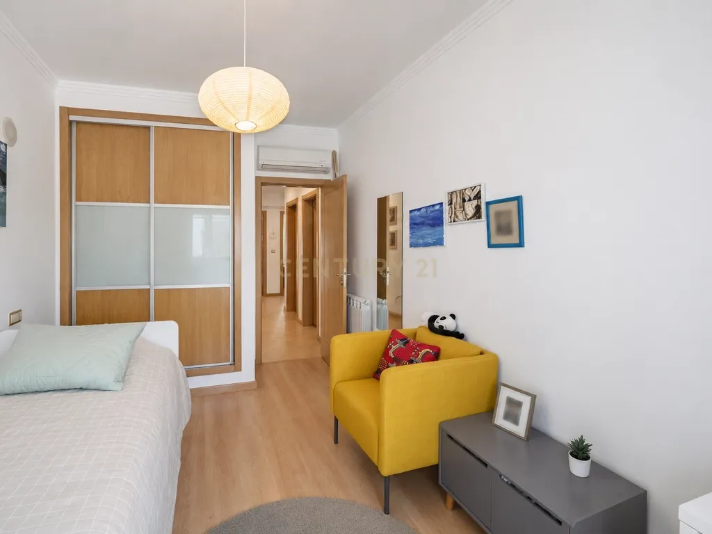 Moderno Apartamento T2 em Amora, Seixal - Image 23