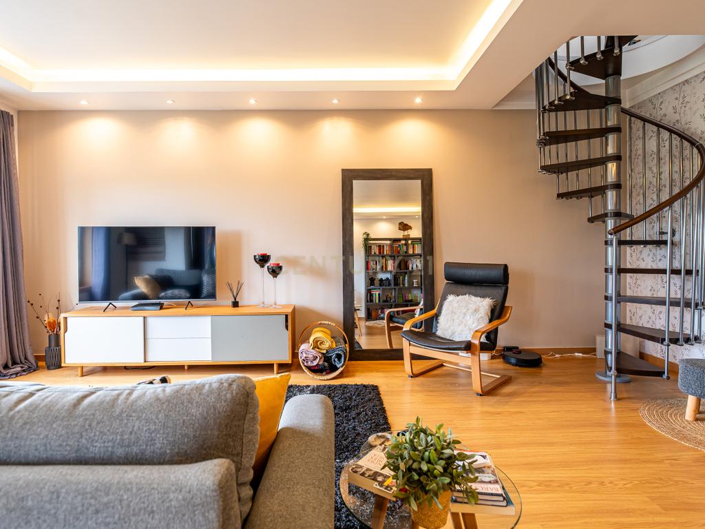 Apartamento T3+1 com Sótão de 100m² na Abrunheira – Oportunidade Única!   - Image 10