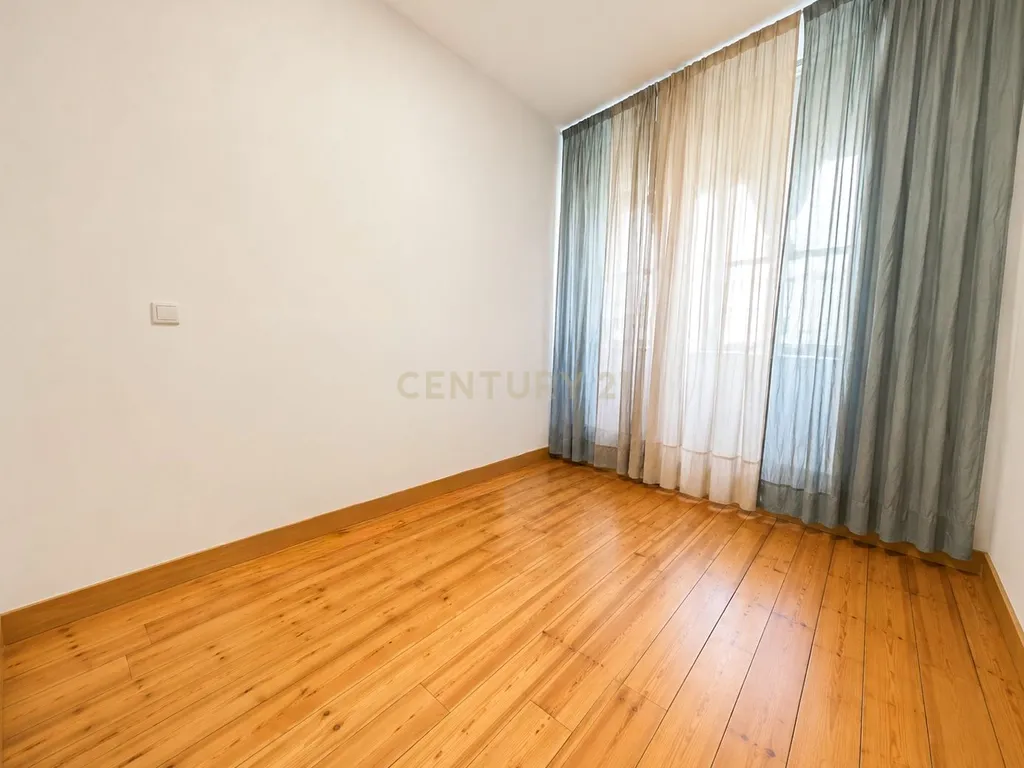 Venda de Prédio no Centro de Braga - Image 3