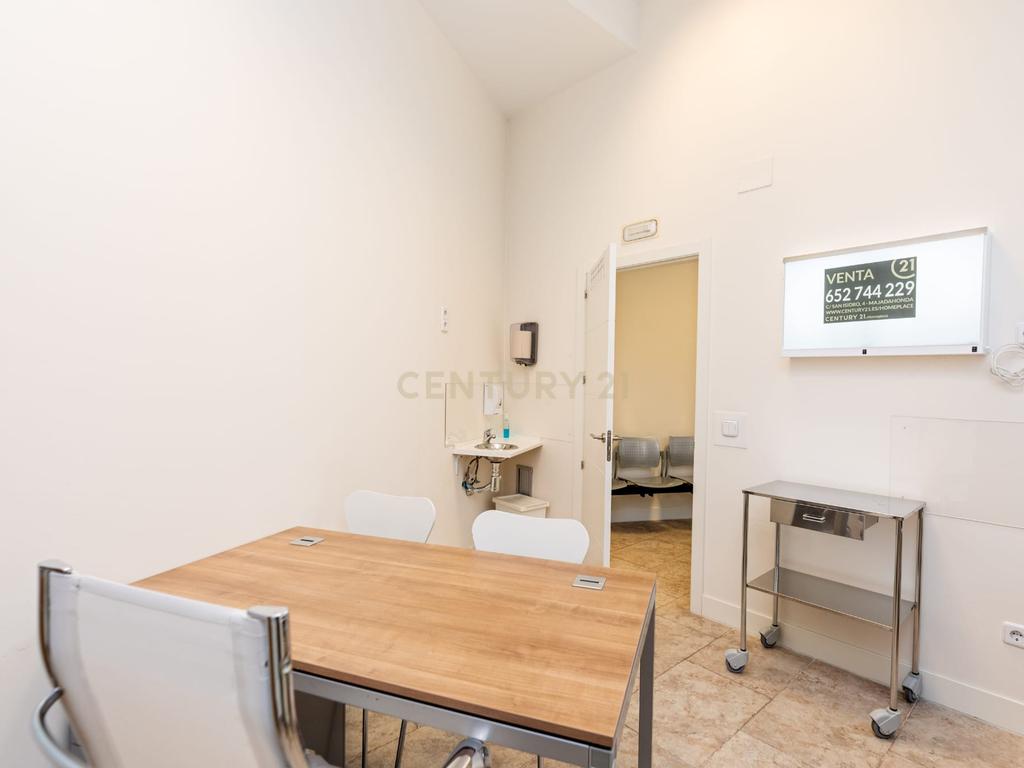 Loja Comercial Luxuosa em Madrid - 306m² com Excelente Localização - Image 11