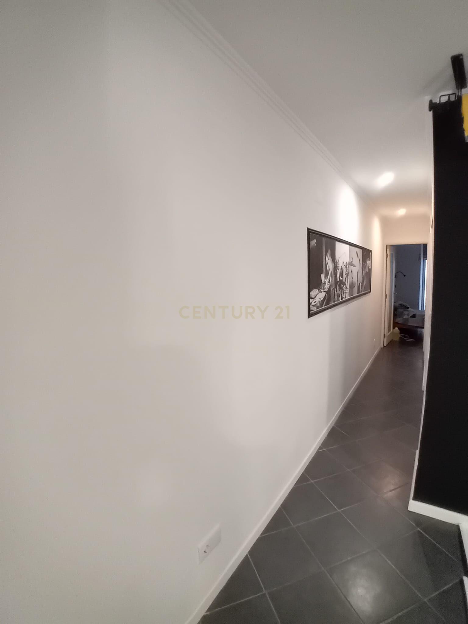Apartamento T1 à Venda na Calçada do Castelo Picão, Lisboa - Image 12