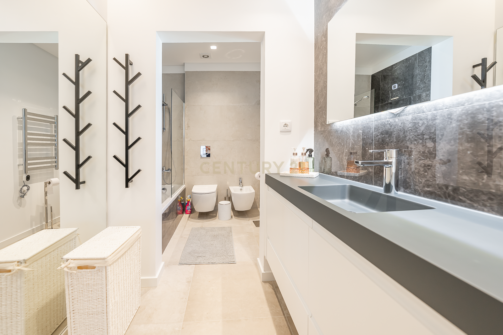 Moradia de Luxo T3 no Estoril Mobilada –Condomínio Privado - Image 25