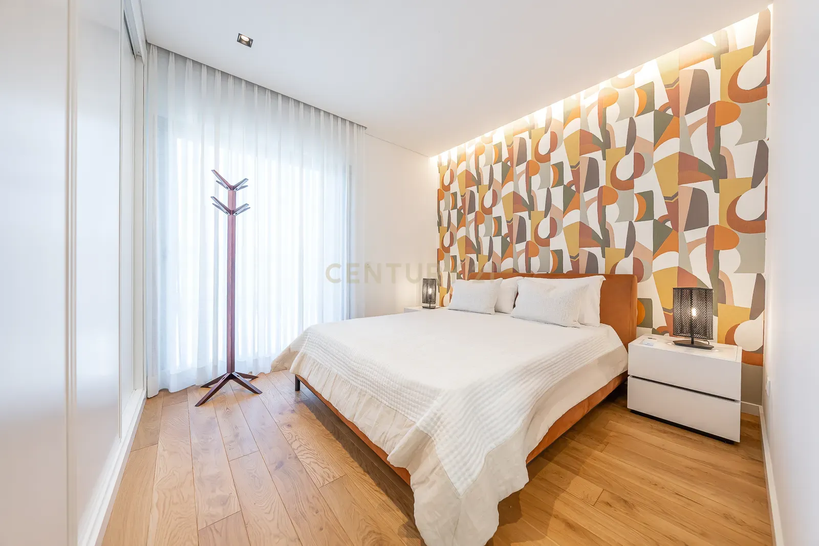 Moradia de Luxo T3 no Estoril Mobilada –Condomínio Privado - Image 33