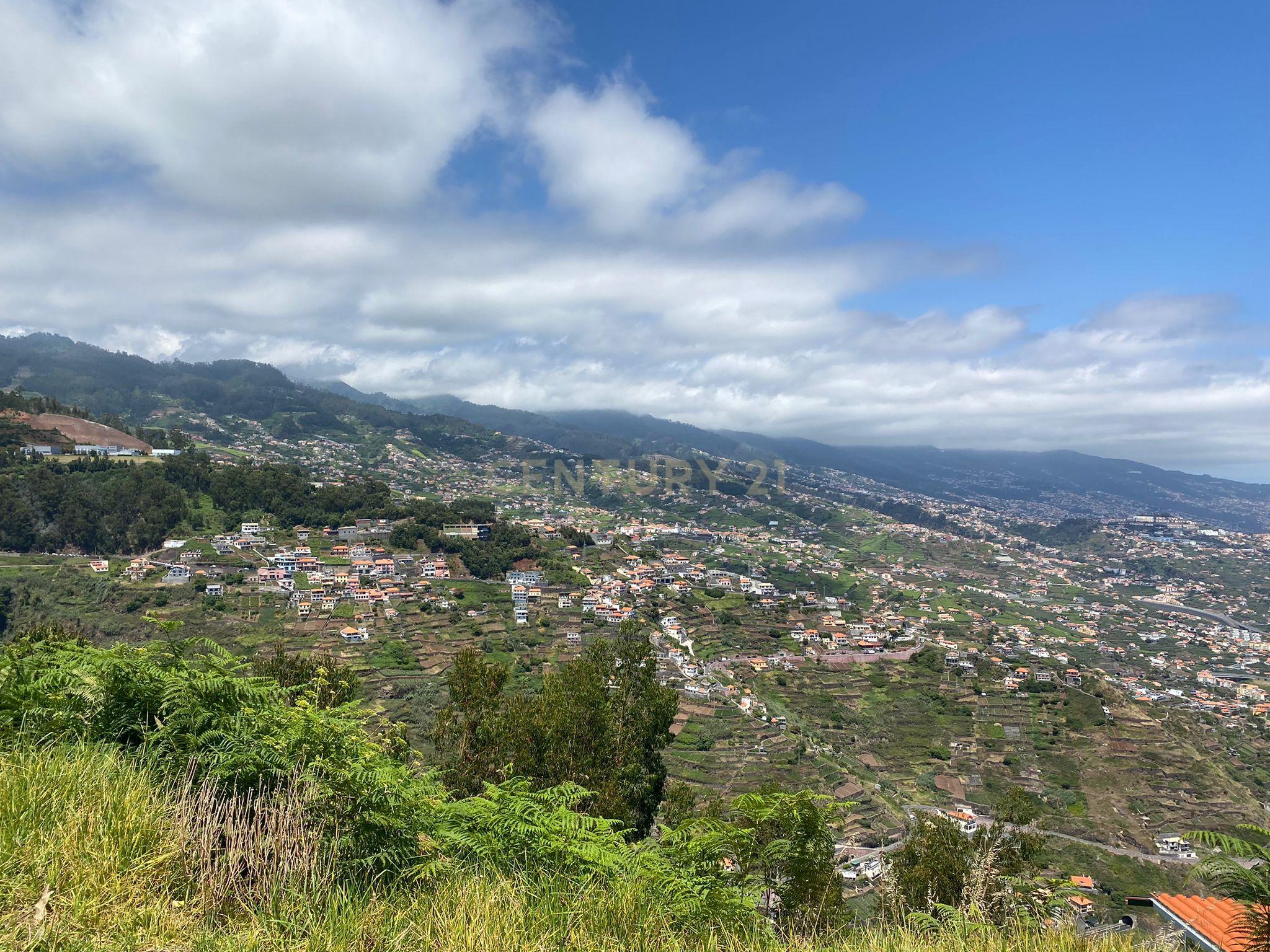 Land for sale in Câmara de Lobos, Portugal — €5,400,000