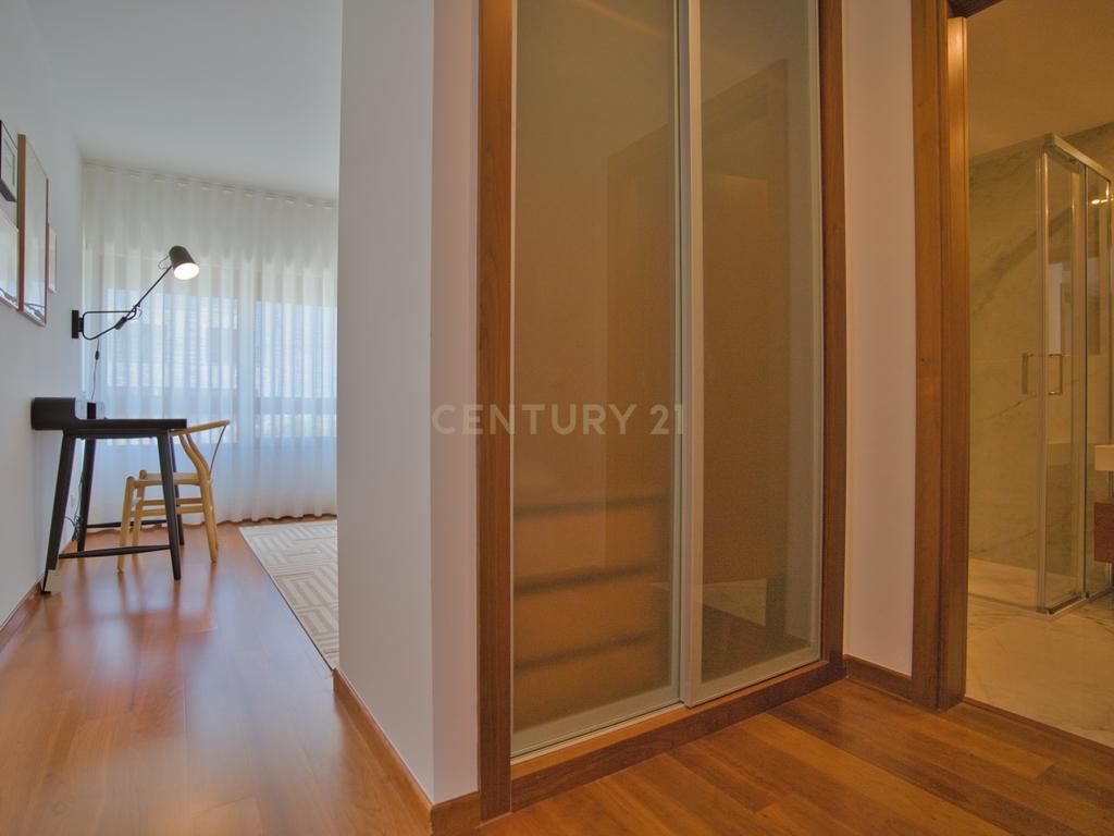 Lagoon Villas - Moradia T4 com o melhor Rooftop de Alcochete - Image 29