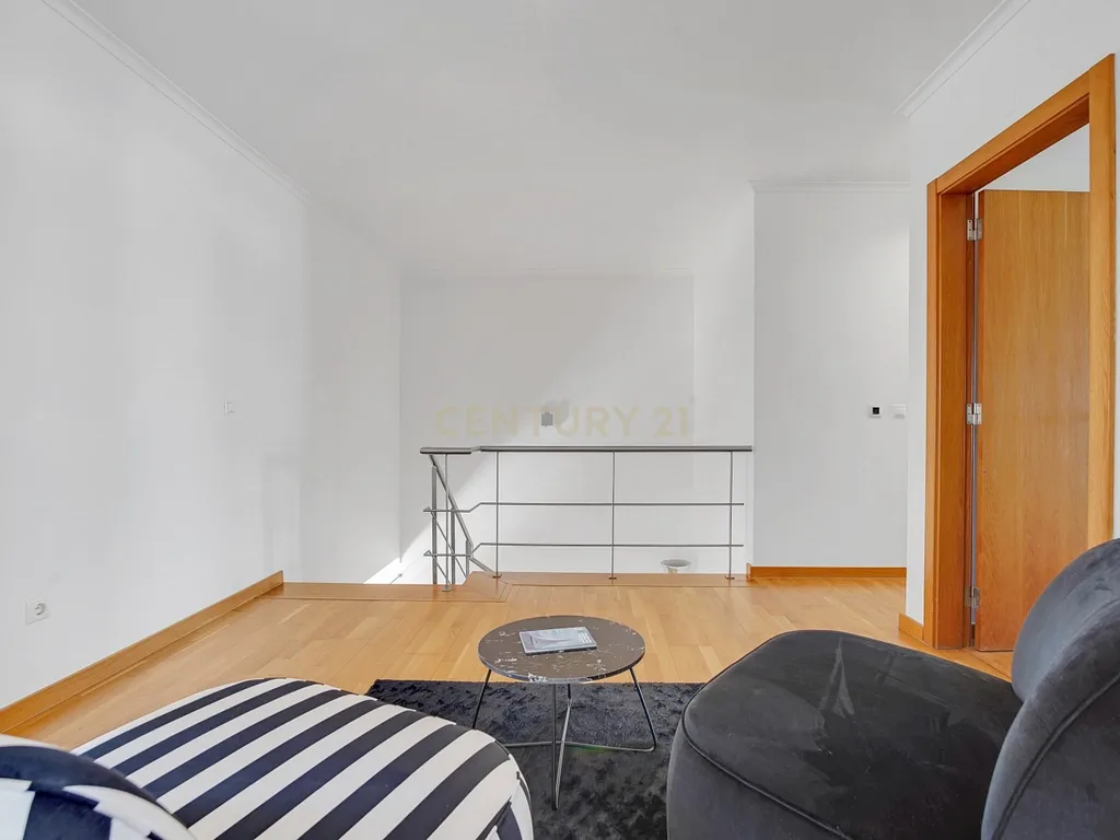 Apartamento T5 Duplex de Luxo para Arrendamento – Avenida do Brasil, Lisboa - Image 45