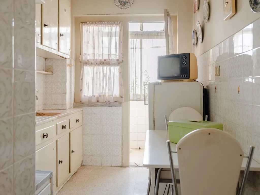 Apartamento na Póvoa de Santo Adrião | Ideal para Habitação Própria ou Investimento - Image 12