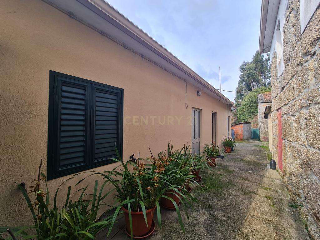 🏡 MORADIA TÉRREA, PENAFIEL, CAPELA 📍Apenas venda conjunta com referência C0188-01896, (Imóvel atualmente comercializado ao abrigo do Simplex) 📢 EXCELENTE OPORTUNIDADE PARA CRIAÇÃO DE PROJETO DE ALOJAMENTO LOCAL, TURISMO RURAL OU CASA DE FÉRIAS - Image 15