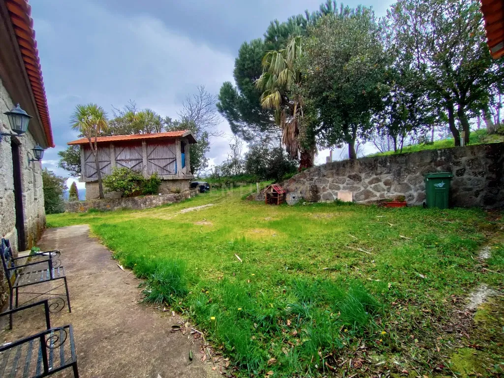 Quinta com ancestral moradia para habitação particular ou turismo de habitação em Felgueiras, Resende, Viseu - Image 6