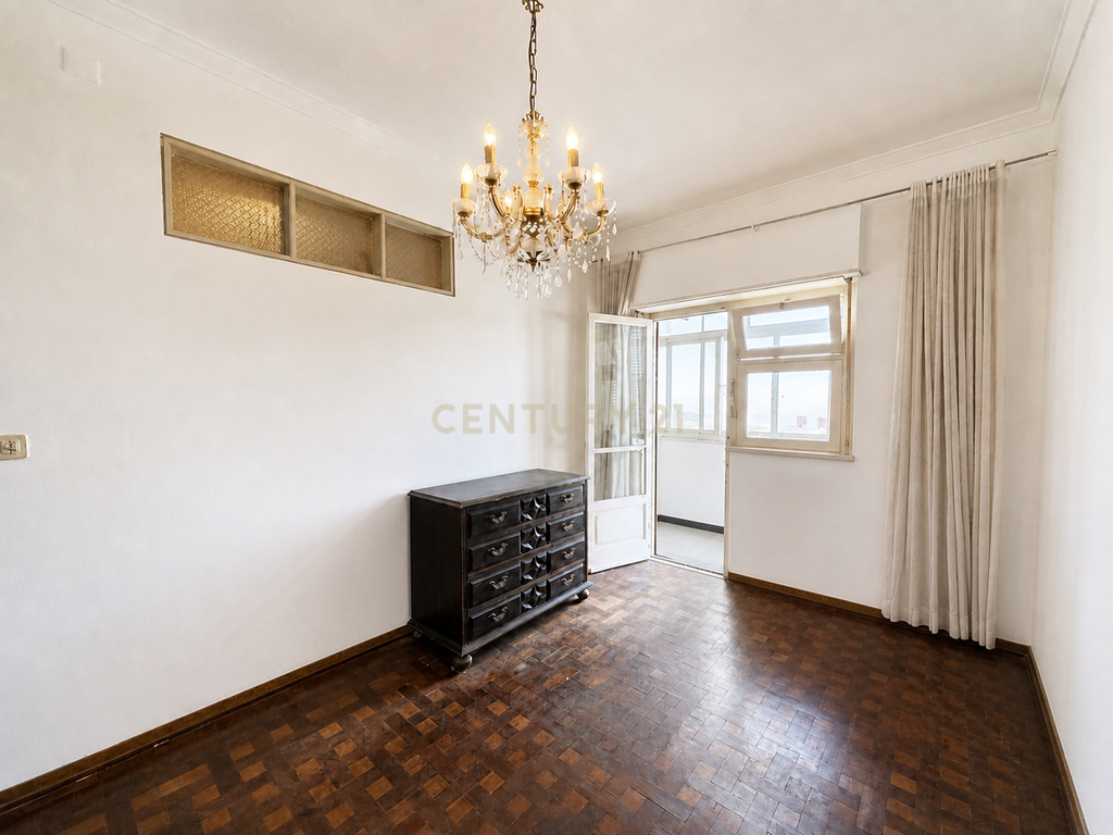 Apartamento T2 em Sacavém para Venda - Image 6
