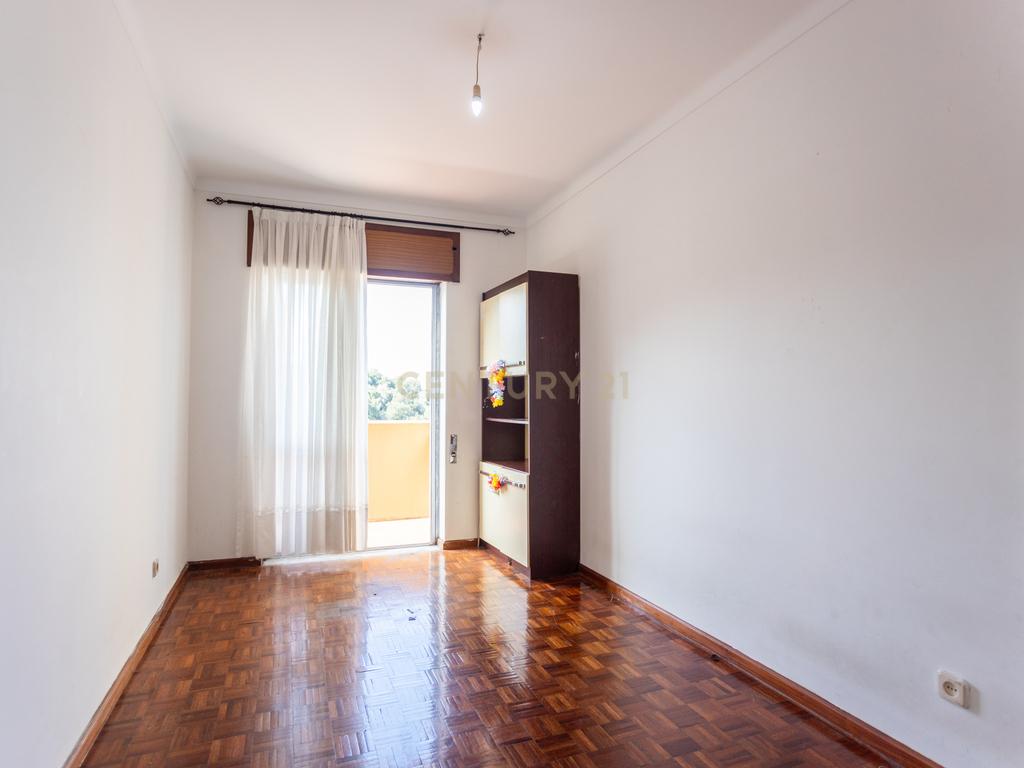 T3 Santarém - vista desafogada e excelente localização - Image 18