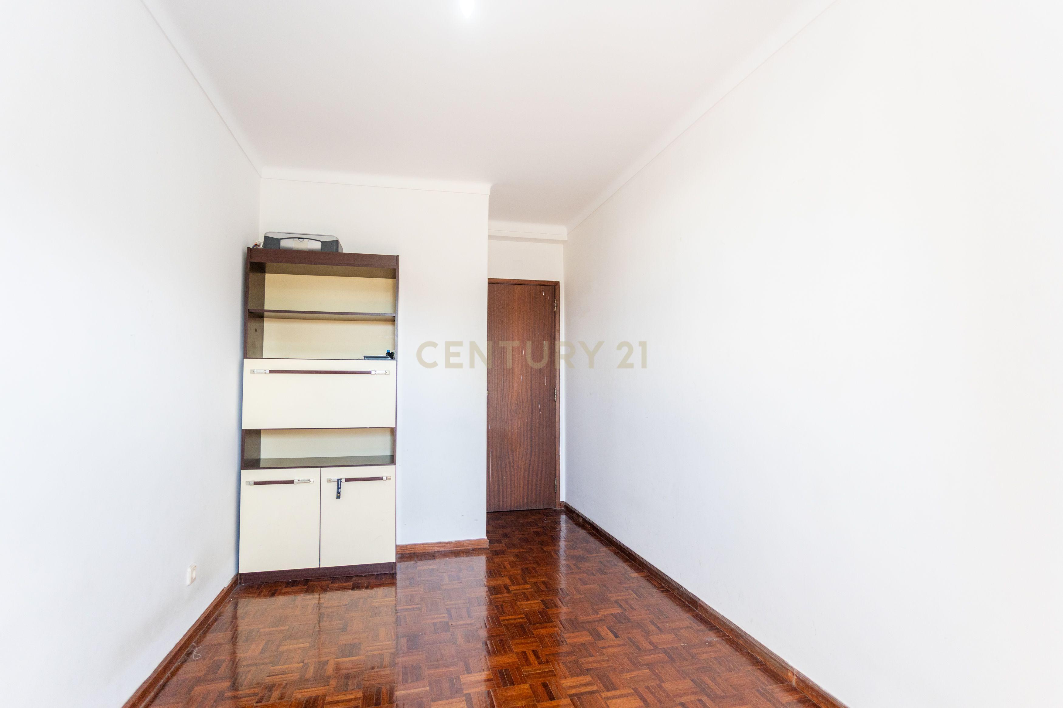 T3 Santarém - vista desafogada e excelente localização - Image 20